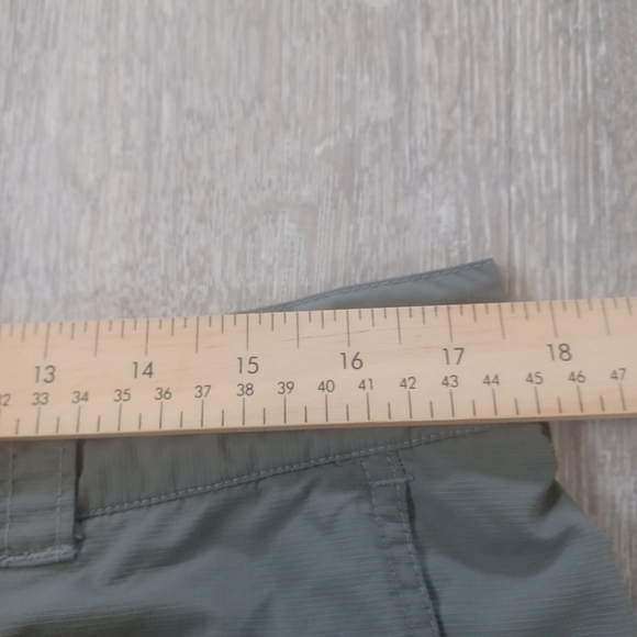 Columbia Gray Cargo Pants Mens Large 35x32 Outdoor Hiking Mesh Lining Light - Picture 8 of 15